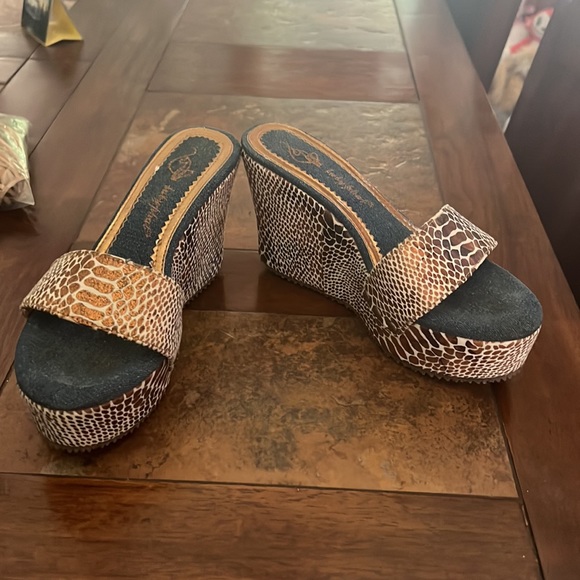 Baby Phat High Heel Sandals - Picture 11 of 11